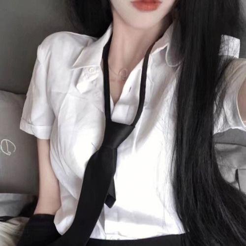 柳叶摘星辰